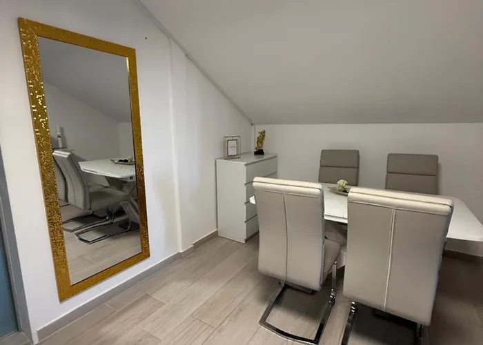 Apartamento Golden Wave Vir