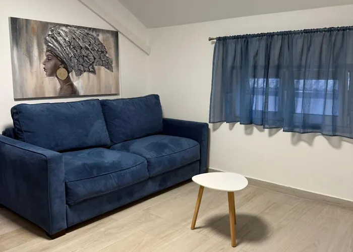 Golden Wave Apartmán Vir